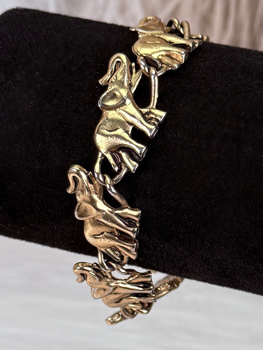Vintage Gold Tone Lucky Elephant Link Bracelet Raised Trunks Safari